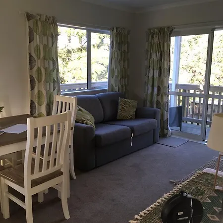 Incline Cottage Upper Hutt Exterior photo